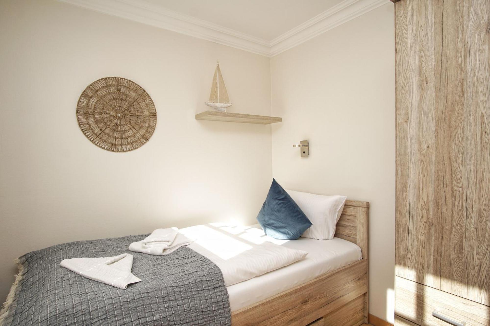 Ferienwohnung Mit Traumhaftem Meerblick - Haus Am Meer Fewo 01 Lohme Exterior photo