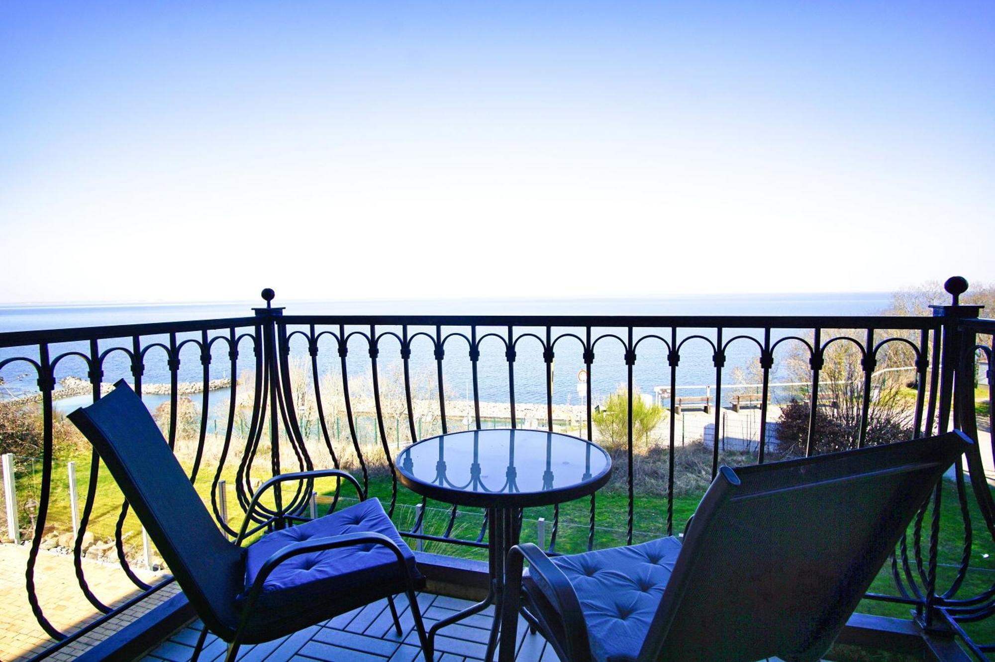 Ferienwohnung Mit Traumhaftem Meerblick - Haus Am Meer Fewo 01 Lohme Exterior photo